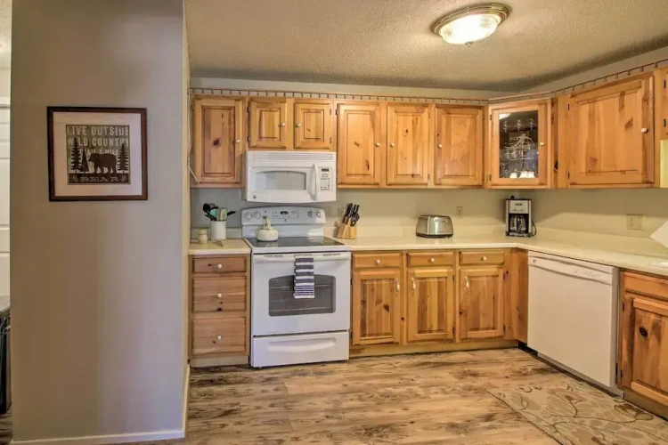 2 Bedrooms Apartment