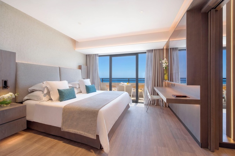 Luxury Suite with sea view