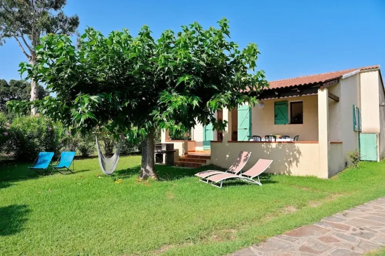 3 Bedrooms Family Villa