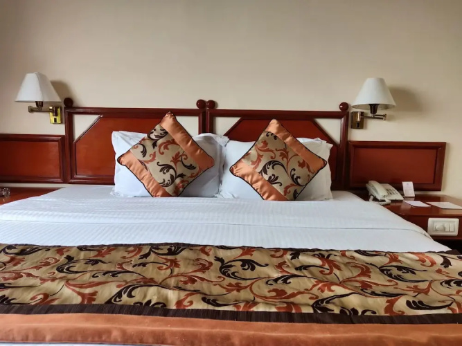 Raj Darshan Hotel