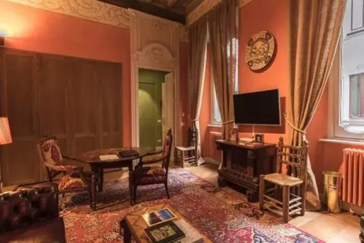 Hemeras Boutique House Suite Dello Specchio