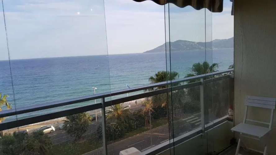 Sea Front Apartment Cannes