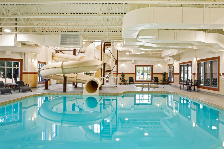 Ramada by Wyndham Drumheller Hotel & Suites photo 11