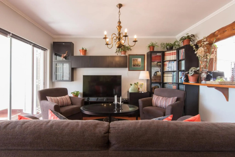 "HomeySuite" in Estoril Beach Apartment