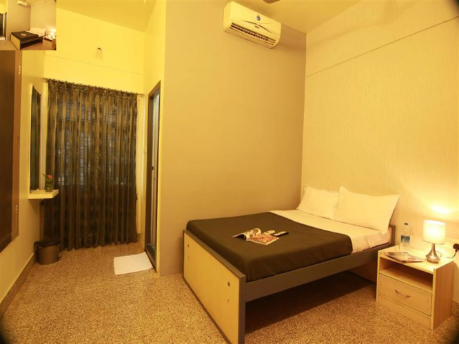 Mani Royal Stay