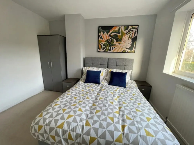 Bright & Airy 3BR Home with Parking