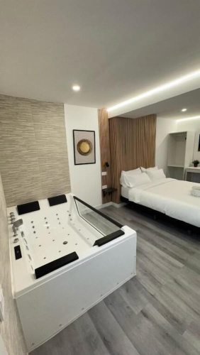 Jacuzzi Rooms - Madrid