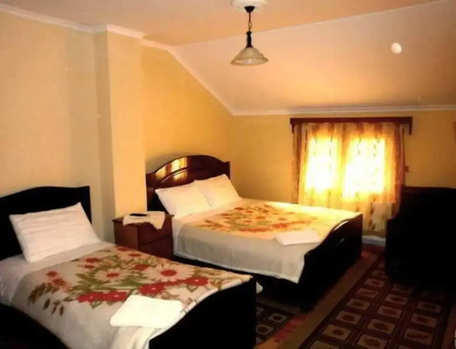 Pashuta Hotel