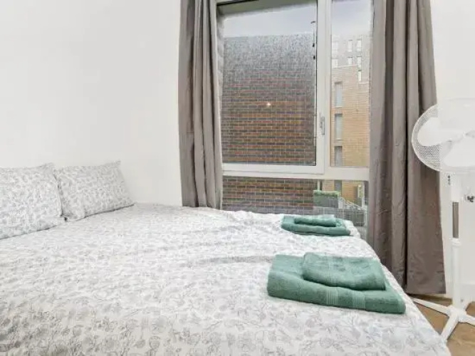 Charming 2 Bedroom Flat in Bromley&nbsp;By&nbsp;Bow