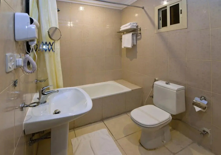 Nafoura Al Hamra Hotel