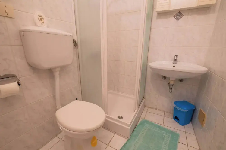 Apartment Miskic 4