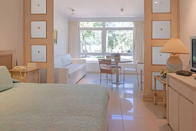 Oceana Suites Green Park