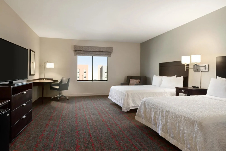 Hampton Inn & Suites Phoenix Glendale-Westgate