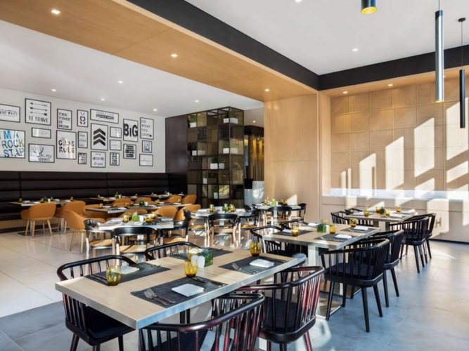 Novotel Bur Dubai - Healthcare City photo 36