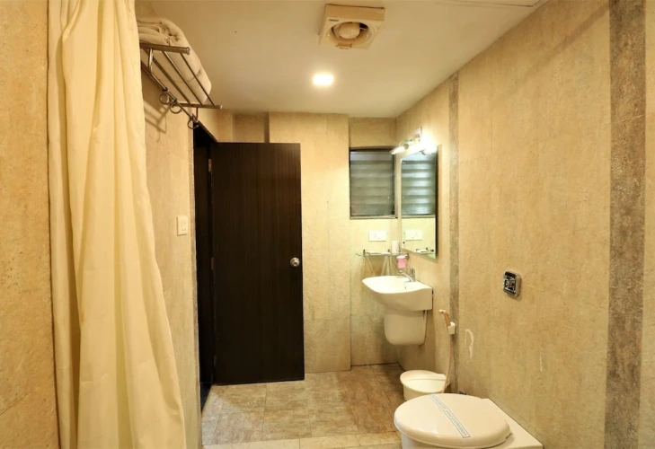 Deluxe Double room with balcony and with garden view