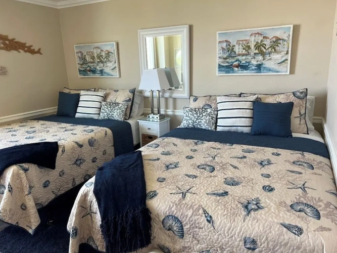 Standard room with balcony and with ocean view