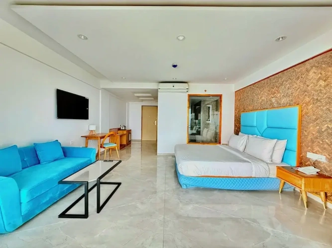 Economy Double room with balcony and with sea view