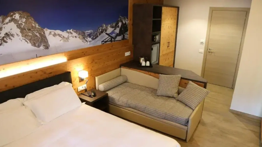 Superior Triple room