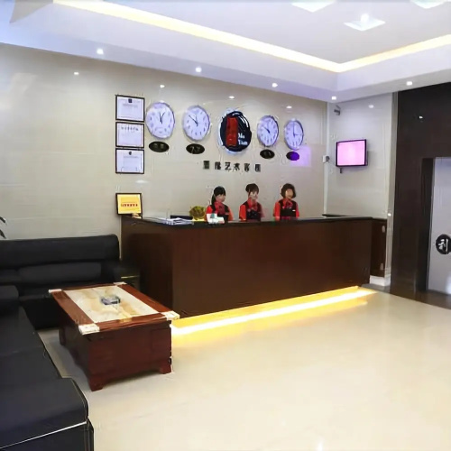 Chunzhichao Business Hotel