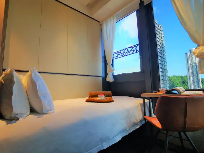 Ehotel