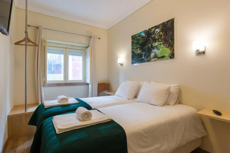 3 Bedroom Apt. with Grand Terrace