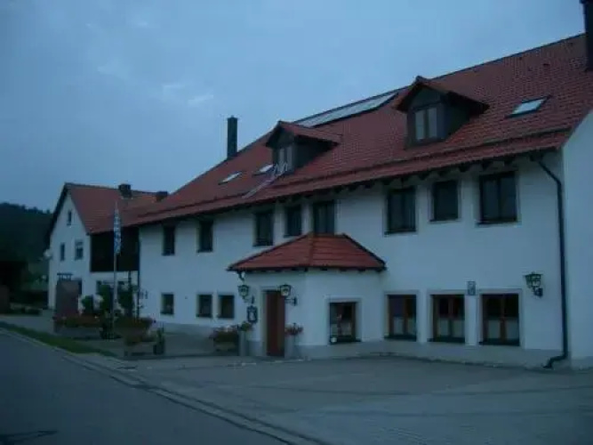 Gasthaus Pension Zum Linka