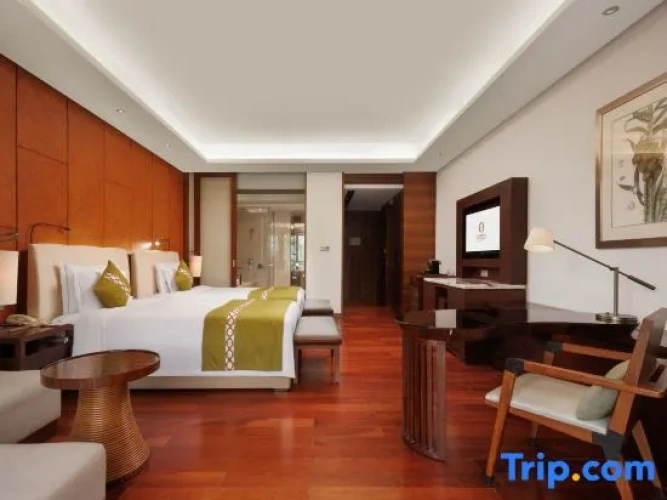 Deluxe Double room with balcony and with sea view