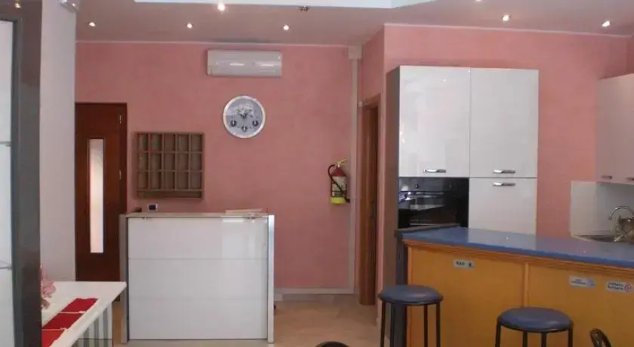 Hotel Garn8 Dora