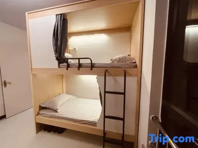 Bed in Dorm