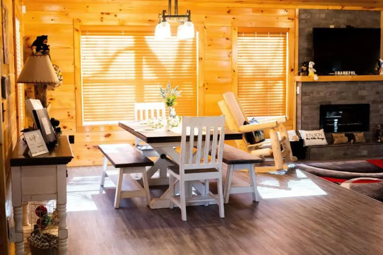 2 Bedroom Cabin