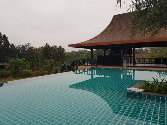 Poochommhok Resort