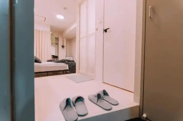 Minimalist Loft 505