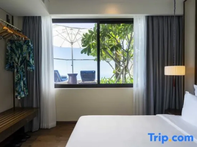 Quadruple Suite