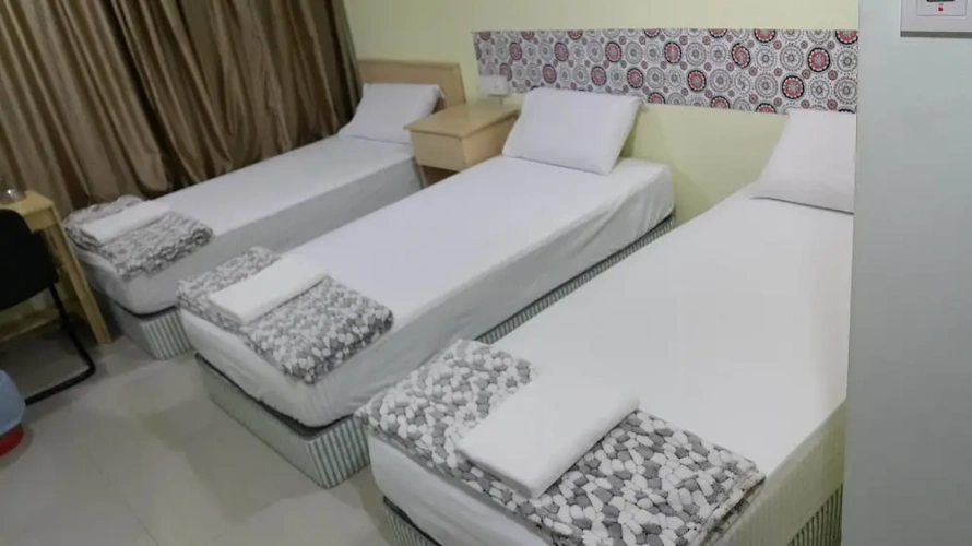 Economy Triple room