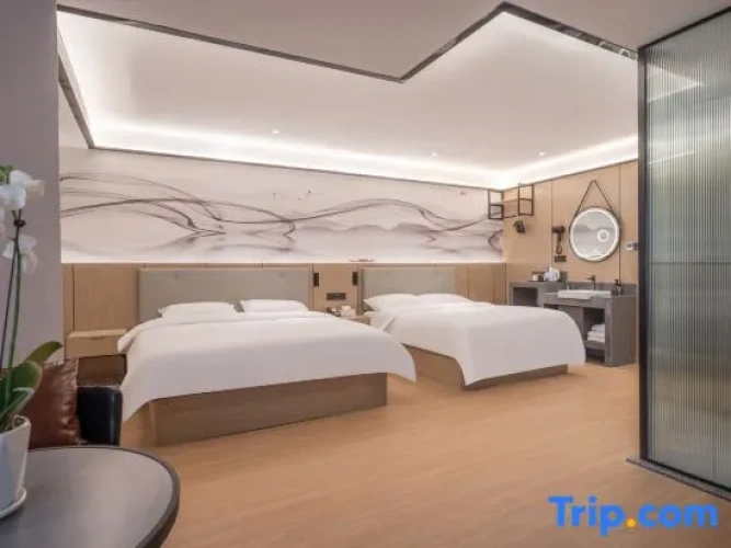 Luxury Family Suite