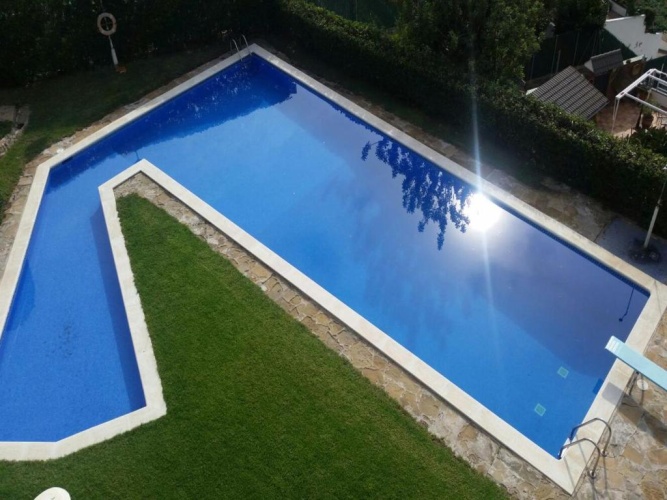 1 Bedroom Apartment with pool view