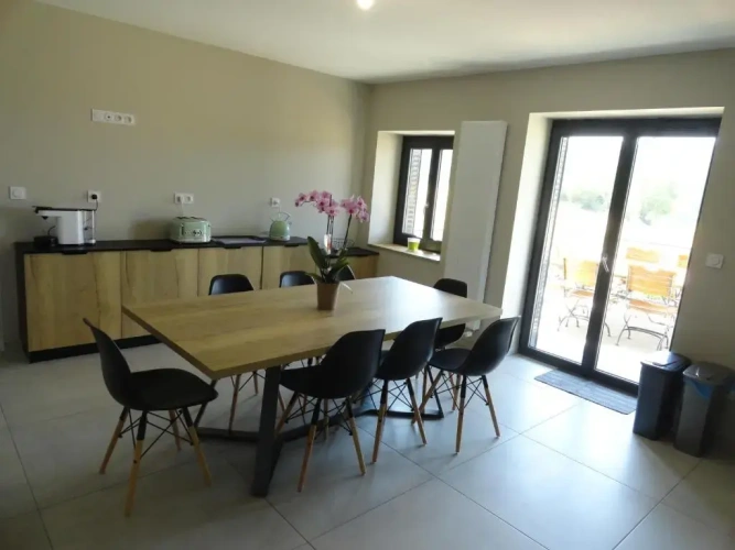 3 Bedrooms Cottage