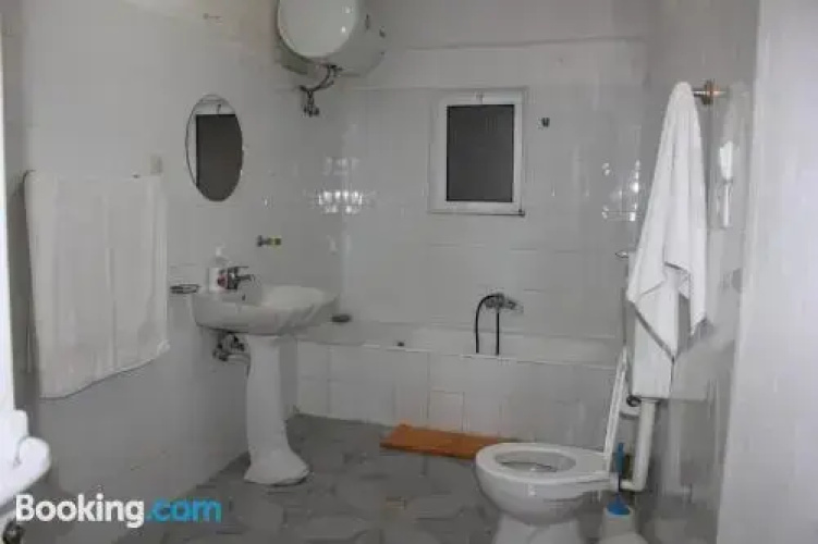 Hostel Gjika