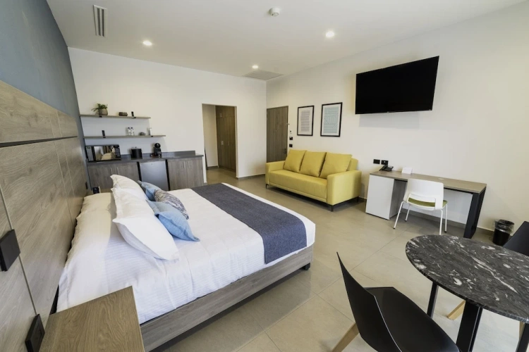 Superior Double Suite with balcony