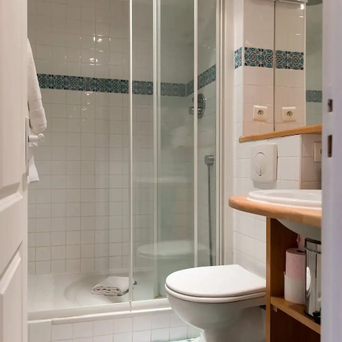 Coquelicot Delightful 1 Bedroom Apt Near Eiffel Tower