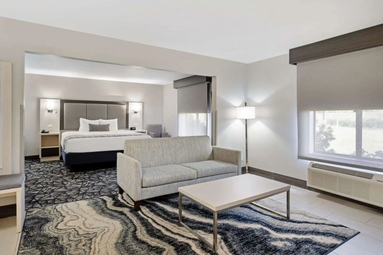 Double Suite