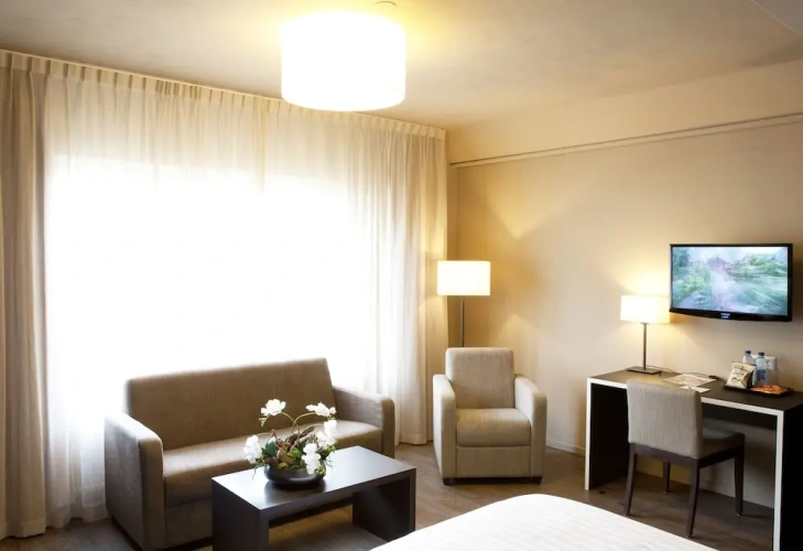 Comfort room