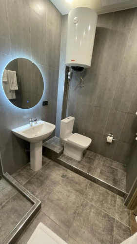 1BDB apartment in the small center