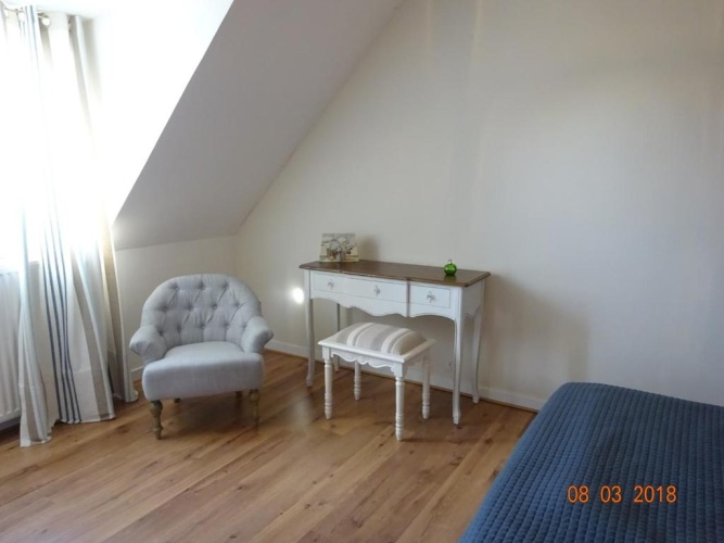 4 Bedrooms Cottage