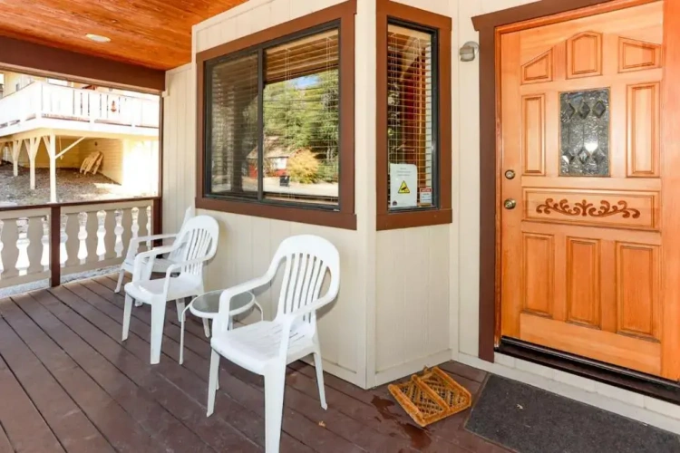 2 Bedrooms Cottage