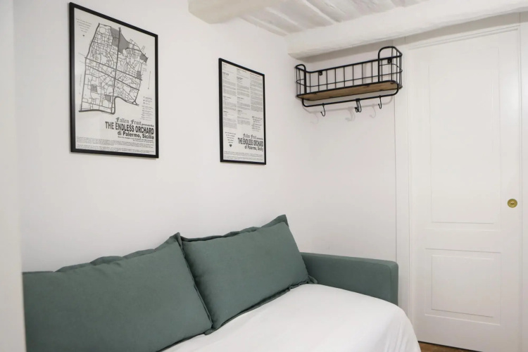 Studio Apartment at Pizzofalcone by Wonderful