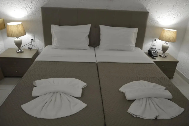 Stork Hotel