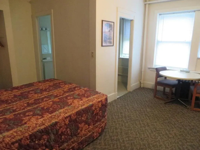 Travelers Hotel