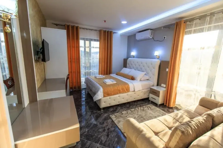 Luxury Triple room