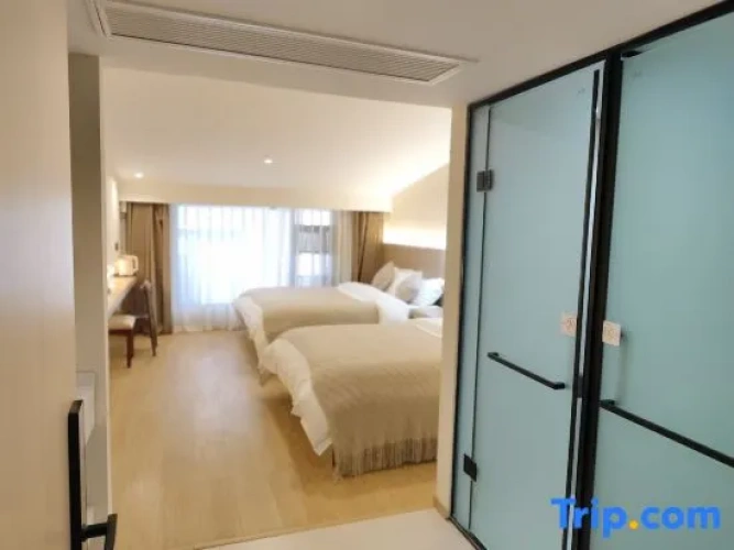 Standard Family room